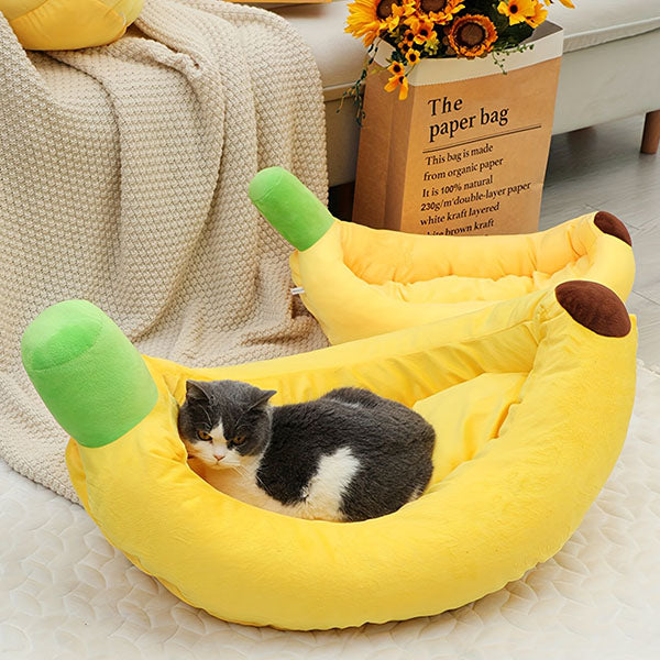 Pet Bed - Banana Shaped