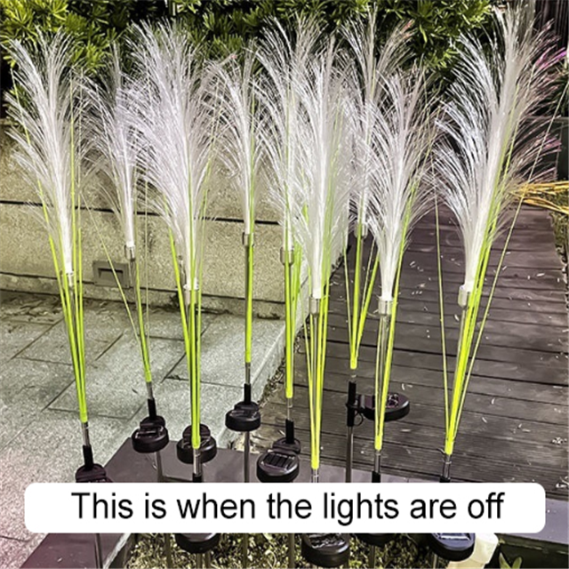 Solar Reed Garden Light