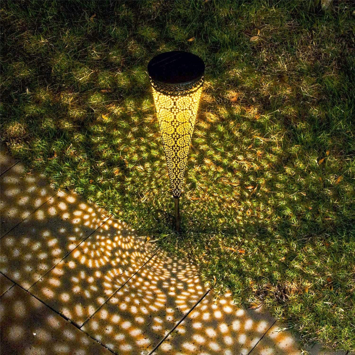 Solar Powered LED Garden Hollowed Light (2Pcs )